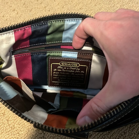 Coach black leather bag - Picture 3 of 3